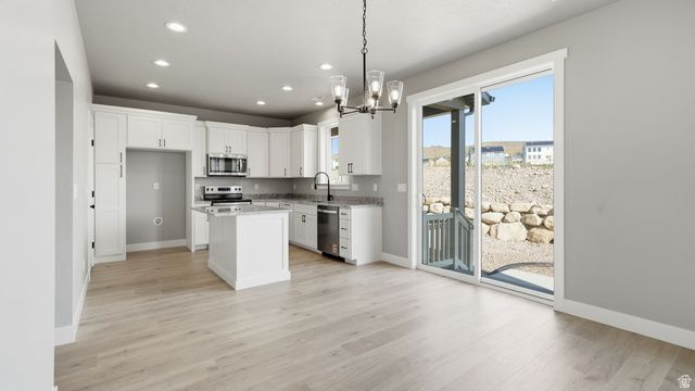 3385 E BAYWATER DR, Eagle Mountain, UT 84005