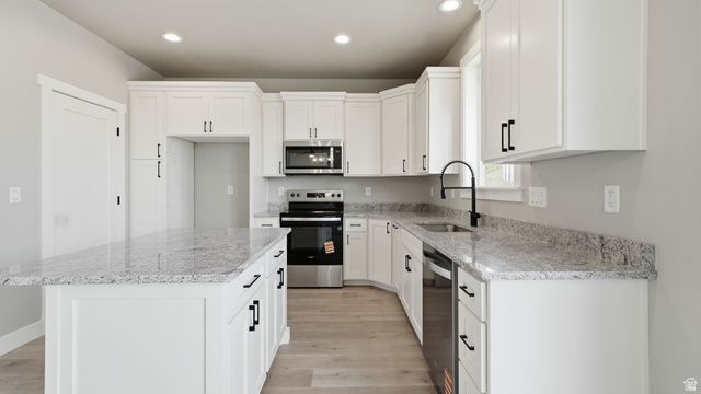 3385 E BAYWATER DR, Eagle Mountain, UT 84005