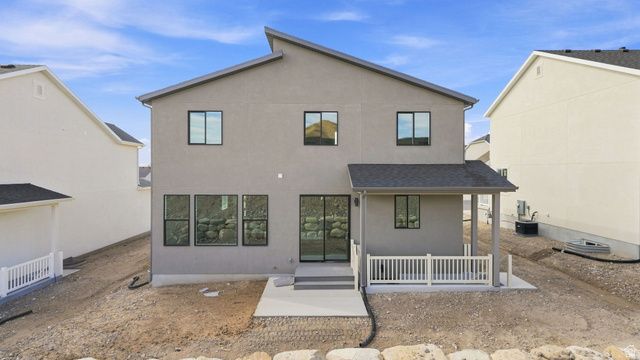3385 E BAYWATER DR, Eagle Mountain, UT 84005