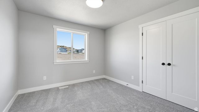 3385 E BAYWATER DR, Eagle Mountain, UT 84005
