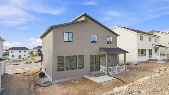 3385 E BAYWATER DR, Eagle Mountain, UT 84005
