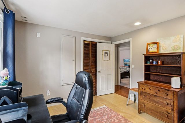 10 Old Coach Road, Atkinson, NH 03811