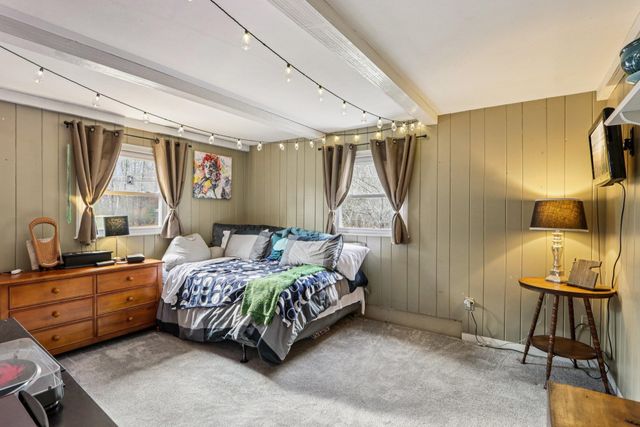 10 Old Coach Road, Atkinson, NH 03811