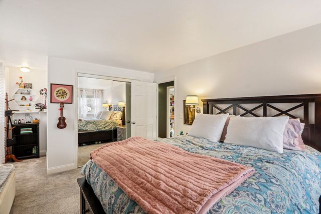 10 Old Coach Road, Atkinson, NH 03811