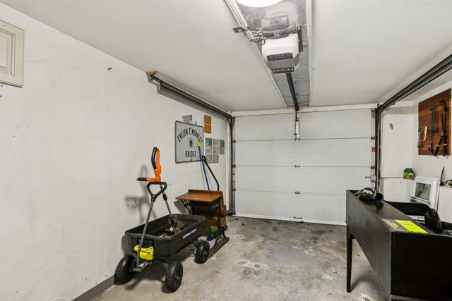 10 Old Coach Road, Atkinson, NH 03811