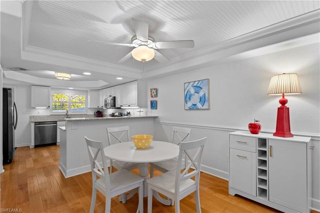 320 14th AVE S # 320C, Naples, FL 34102