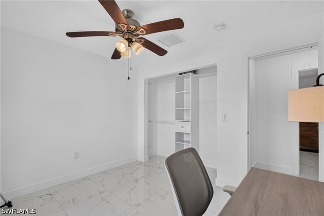 6055 Macbeth LN, Fort Myers, FL 33908