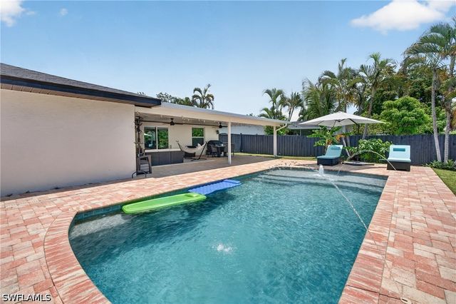 6055 Macbeth LN, Fort Myers, FL 33908