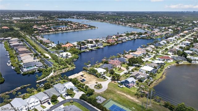 6055 Macbeth LN, Fort Myers, FL 33908