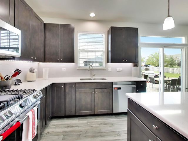 1894 Alta Drive, Volo, IL 60020