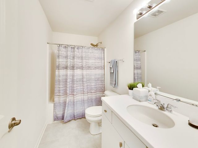 1894 Alta Drive, Volo, IL 60020