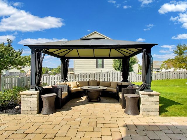 1894 Alta Drive, Volo, IL 60020