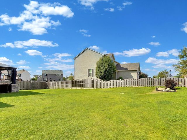 1894 Alta Drive, Volo, IL 60020