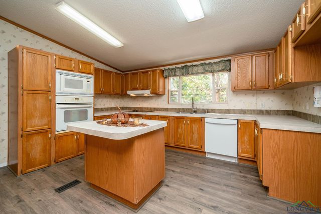 486 Strickland Hills Rd, Longview, TX 75605