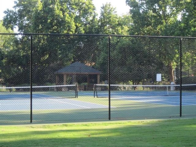 511 Park Ridge Circle, Marietta, GA 30068