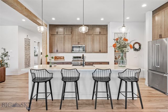 1711 Wyatt Earp Court, Belgrade, MT 59714