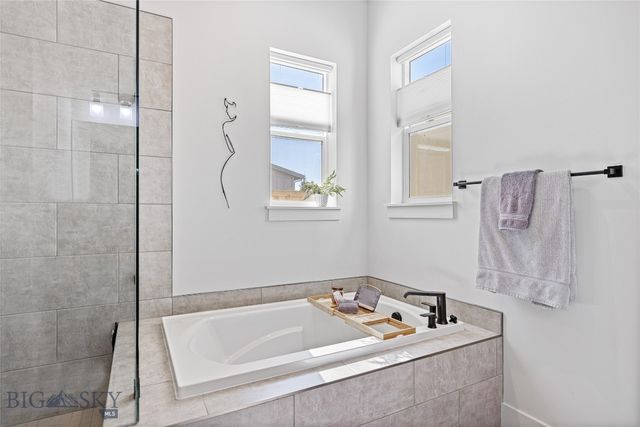 1711 Wyatt Earp Court, Belgrade, MT 59714