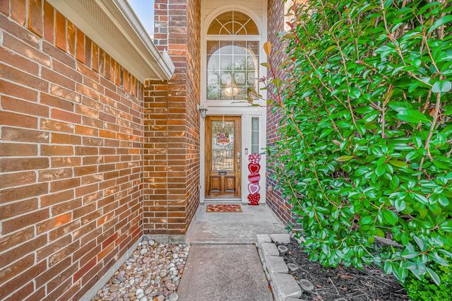 17923 Cypress Side Drive, Cypress, TX 77433