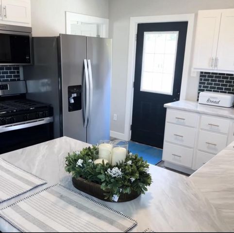 120 & 114 W Washington Street, Poynette, WI 53955