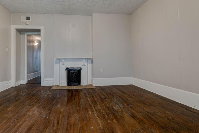 148 W Lexington Avenue, Winchester, KY 40391