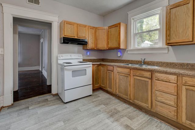 148 W Lexington Avenue, Winchester, KY 40391