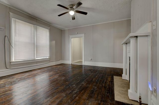 148 W Lexington Avenue, Winchester, KY 40391