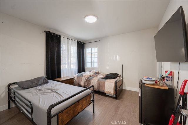 11214 Woodley, Granada Hills, CA 91344