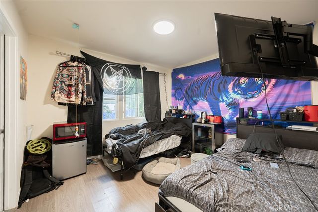 11214 Woodley, Granada Hills, CA 91344