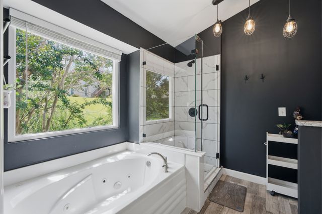 105 Holt Br, Nashville, TN 37211