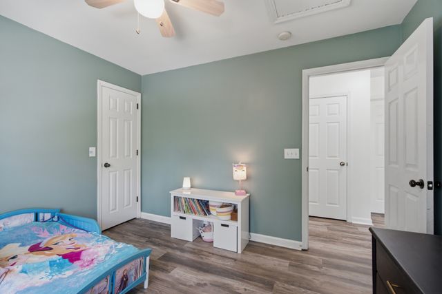 105 Holt Br, Nashville, TN 37211