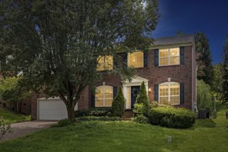 105 Holt Br, Nashville, TN 37211