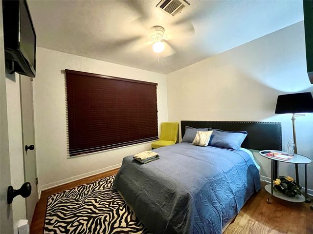 3025 Chimira Lane, Houston, TX 77051