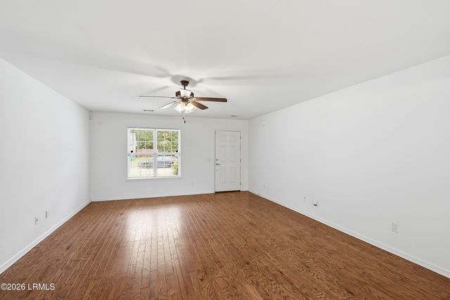 464 Ridgeland Lakes Drive, Ridgeland, SC 29936