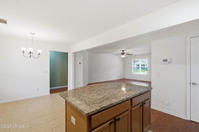 464 Ridgeland Lakes Drive, Ridgeland, SC 29936