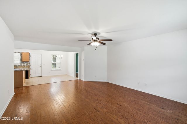 464 Ridgeland Lakes Drive, Ridgeland, SC 29936