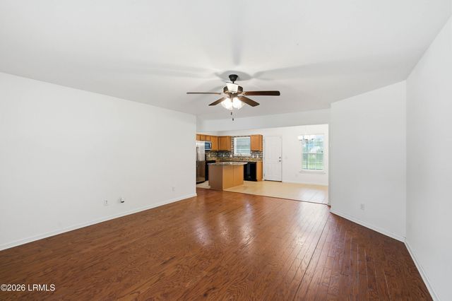 464 Ridgeland Lakes Drive, Ridgeland, SC 29936