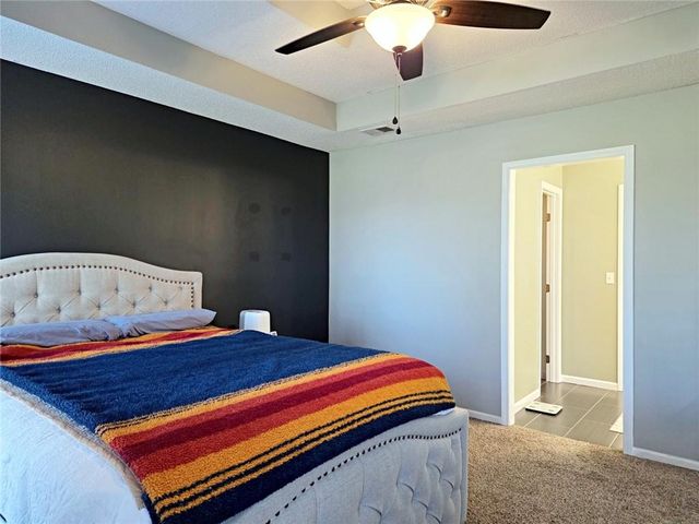 15880 S Bradley Drive, Olathe, KS 66062