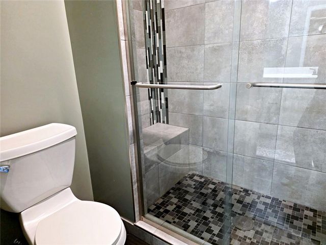 15880 S Bradley Drive, Olathe, KS 66062