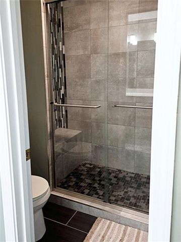 15880 S Bradley Drive, Olathe, KS 66062