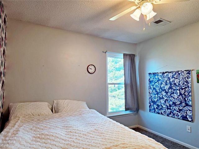 15880 S Bradley Drive, Olathe, KS 66062