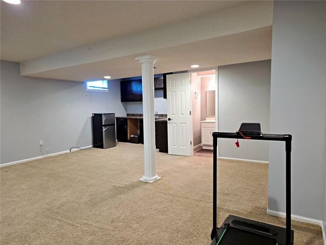 15880 S Bradley Drive, Olathe, KS 66062