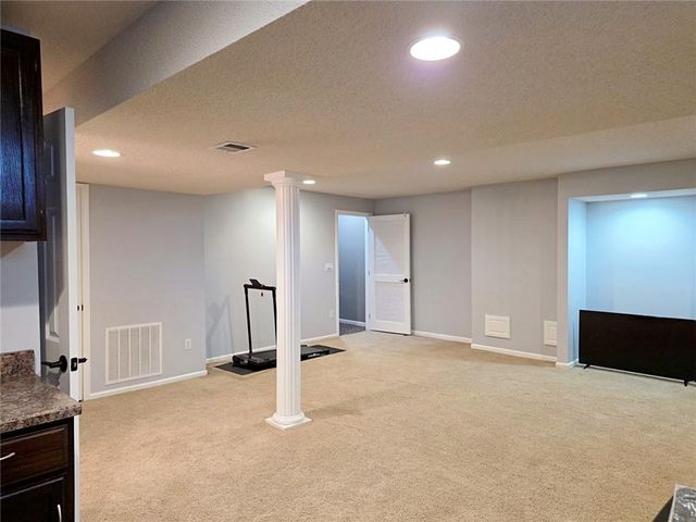 15880 S Bradley Drive, Olathe, KS 66062