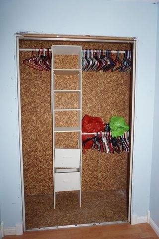 504 Robyn Road, Valparaiso, IN 46385