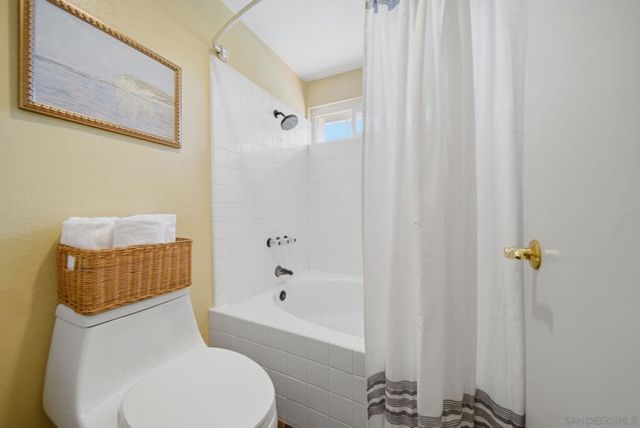 4022 Caminito Meliado, San Diego, CA 92122