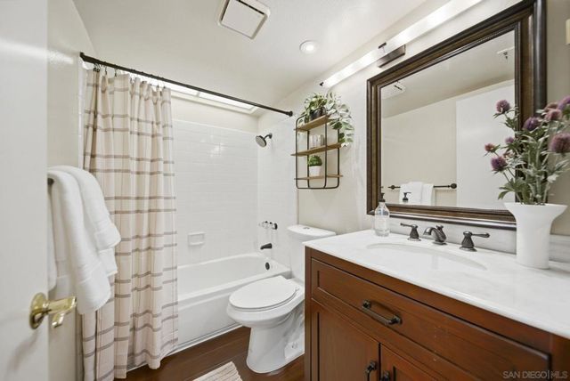 4022 Caminito Meliado, San Diego, CA 92122