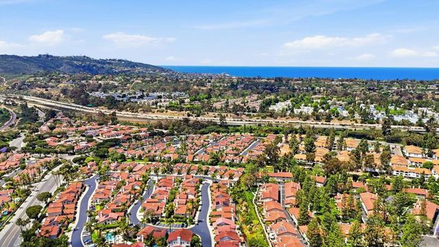 4022 Caminito Meliado, San Diego, CA 92122