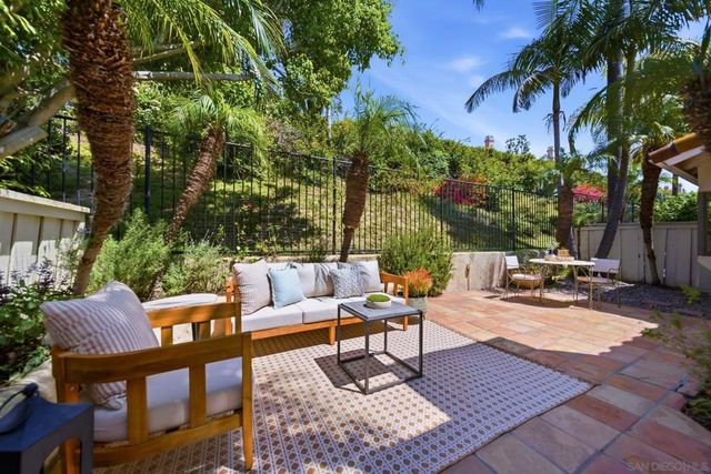 4022 Caminito Meliado, San Diego, CA 92122