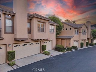 922 S Country Glen Way, Anaheim, CA 92808