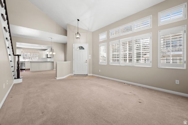 132 W 200 N, Centerville, UT 84014