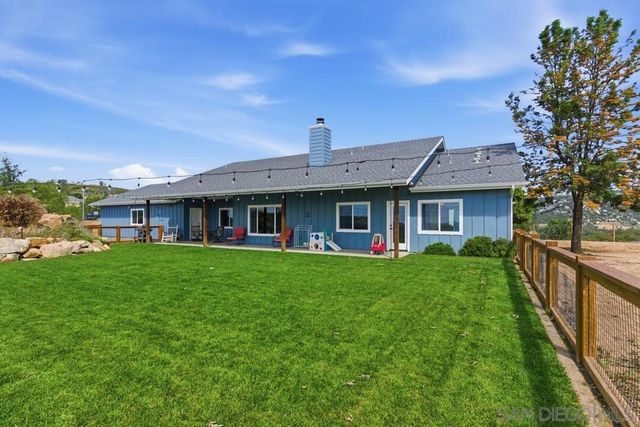 428 Washington Street, Ramona, CA 92065